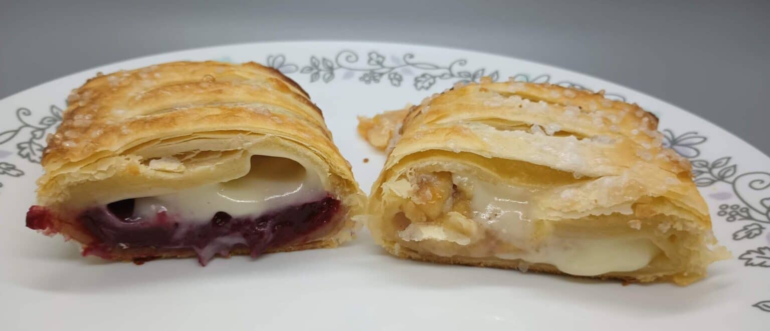 Specially Selected Premium Apple Or Cherry Mascarpone Strudel Aldi