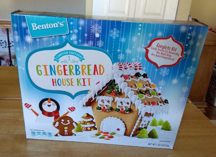 Benton's Gingerbread House Kit ALDI REVIEWER