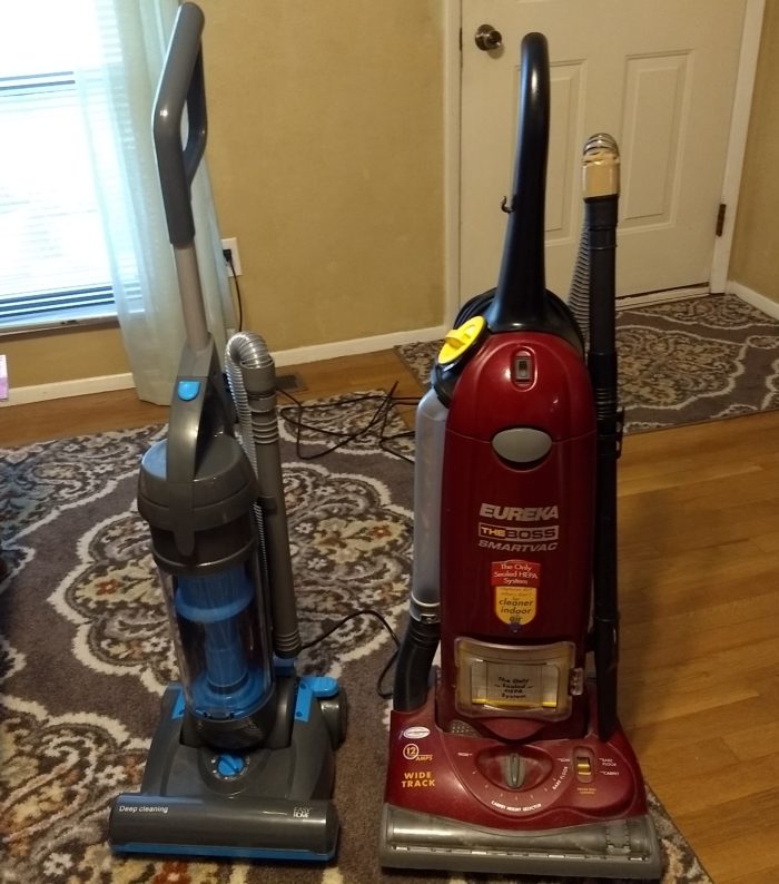 Easy Home Bagless Upright Vacuum | Aldi Reviewer