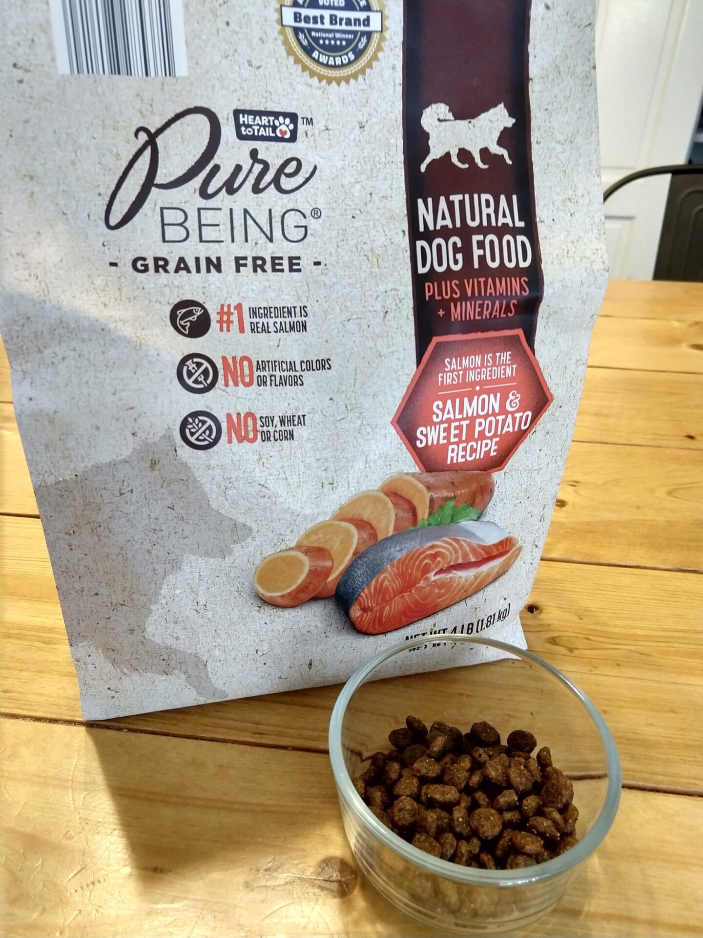 tails up dog food price