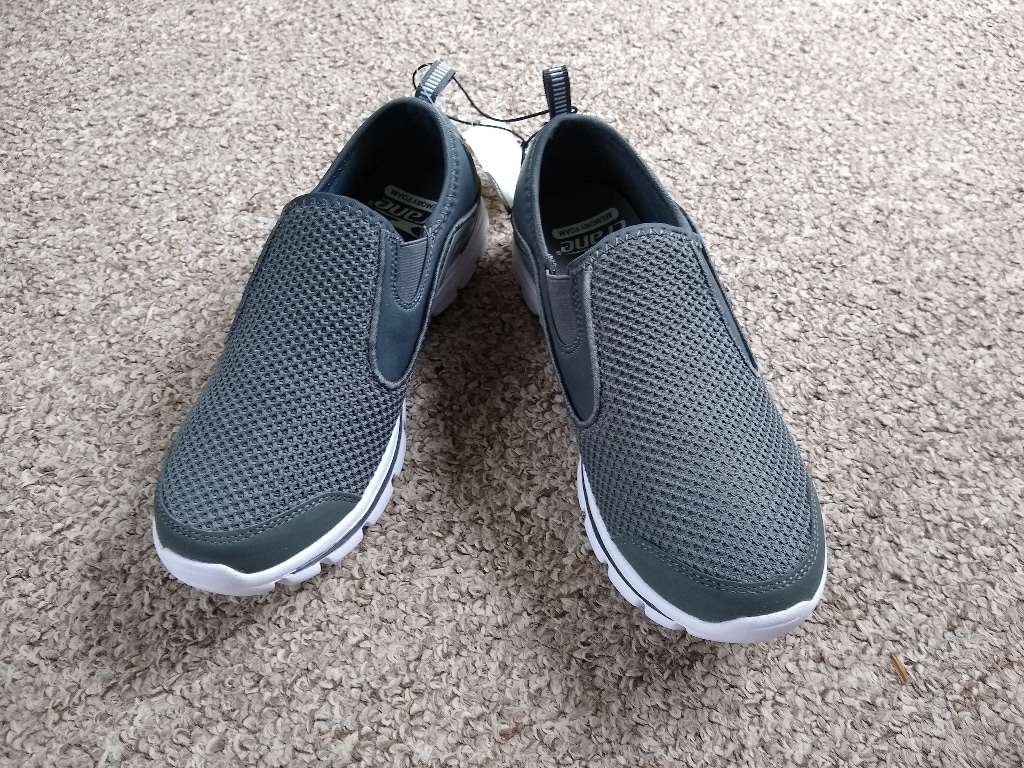 mens slip on shoes with memory foam