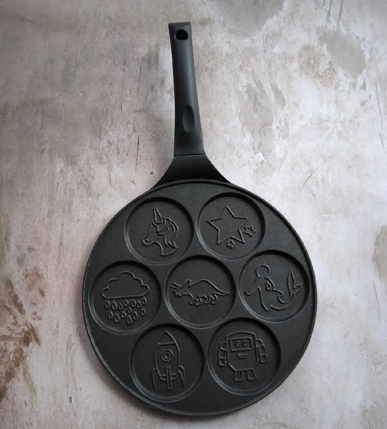 Pancake Maker Pan Griddle Pancake Pans Molds for Kids Nonstick Pancake  Griddle Pan with 7 Animal Shapes Cooking Utensils