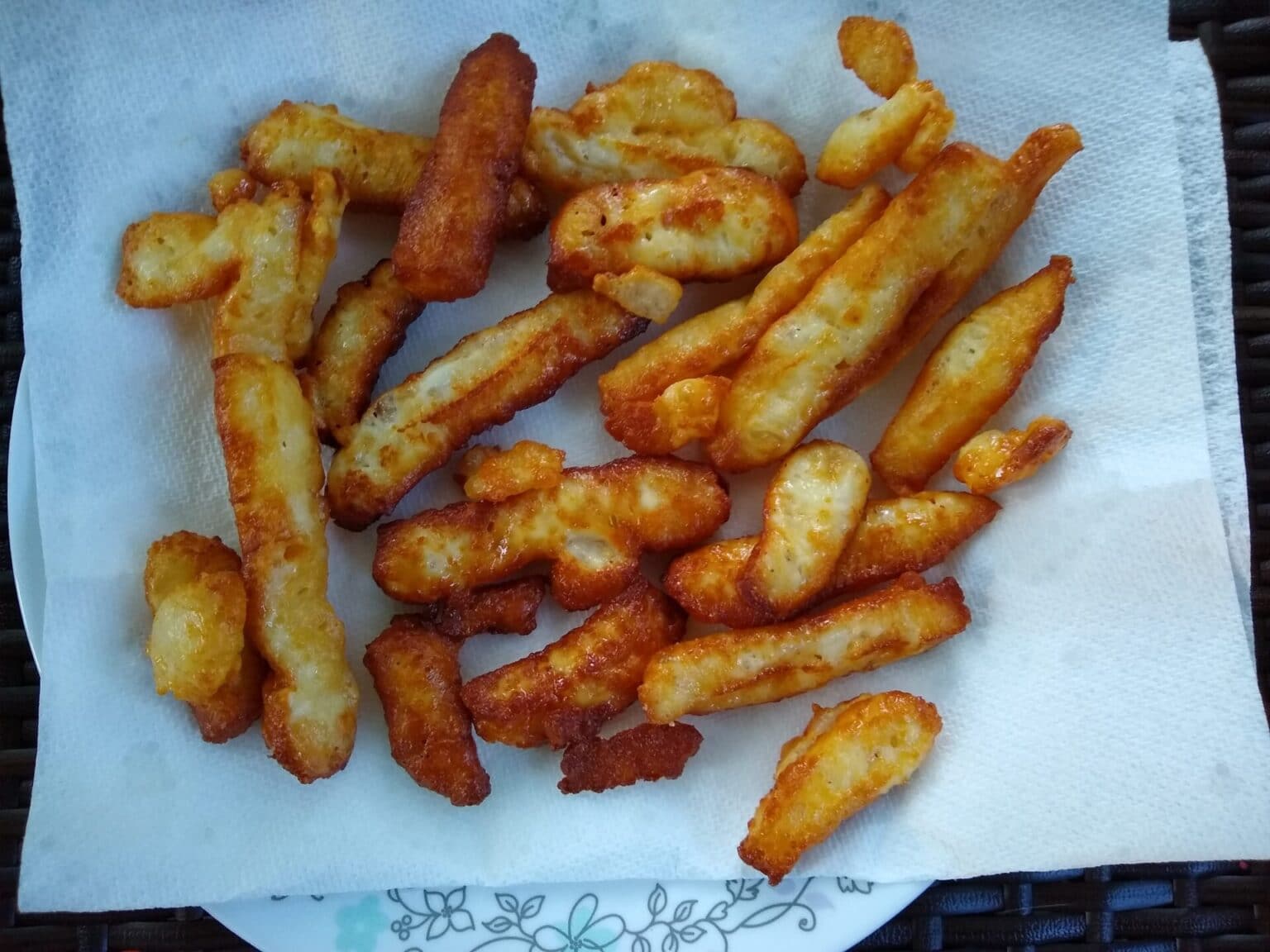 Emporium Selection Cheese Fries Halloumi-Style Cheese Sticks | Aldi ...