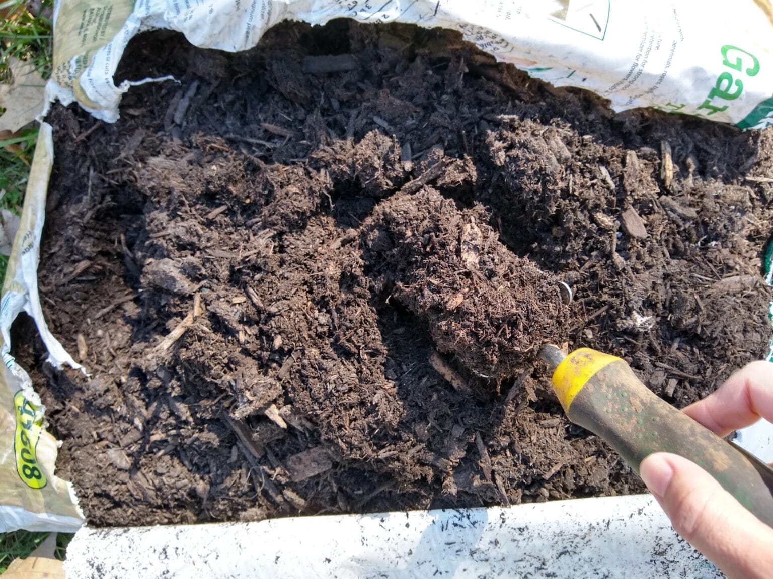 Gardenline Garden Soil | Aldi Reviewer