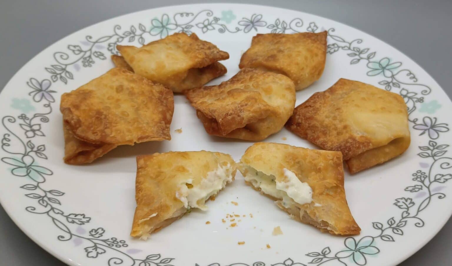 Appetitos Cream Cheese Wontons | Aldi Reviewer