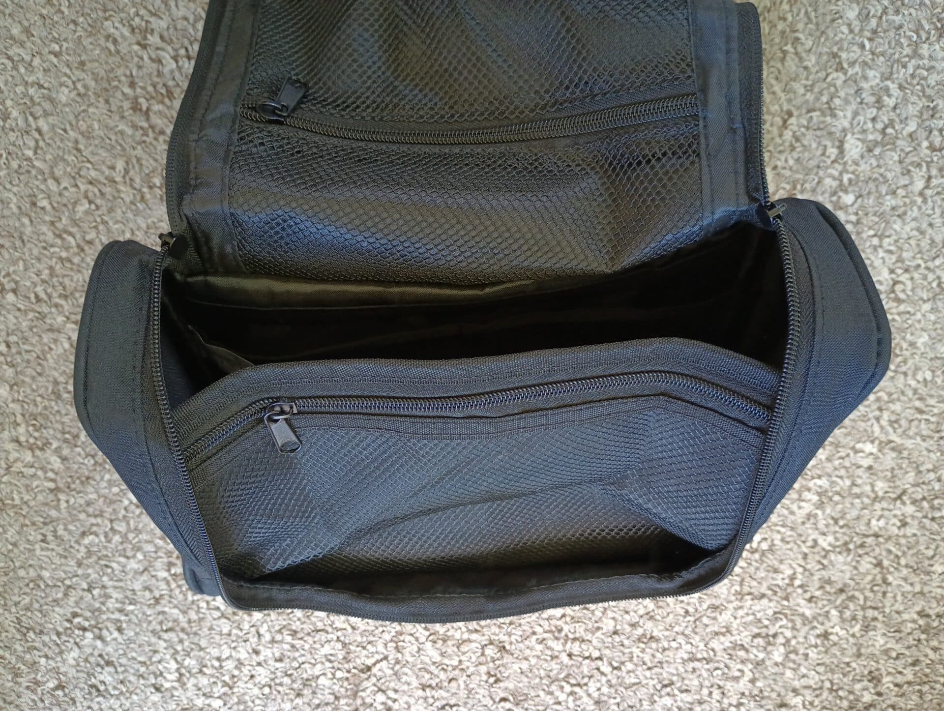 Crane Hanging Toiletry Bag | Aldi Reviewer